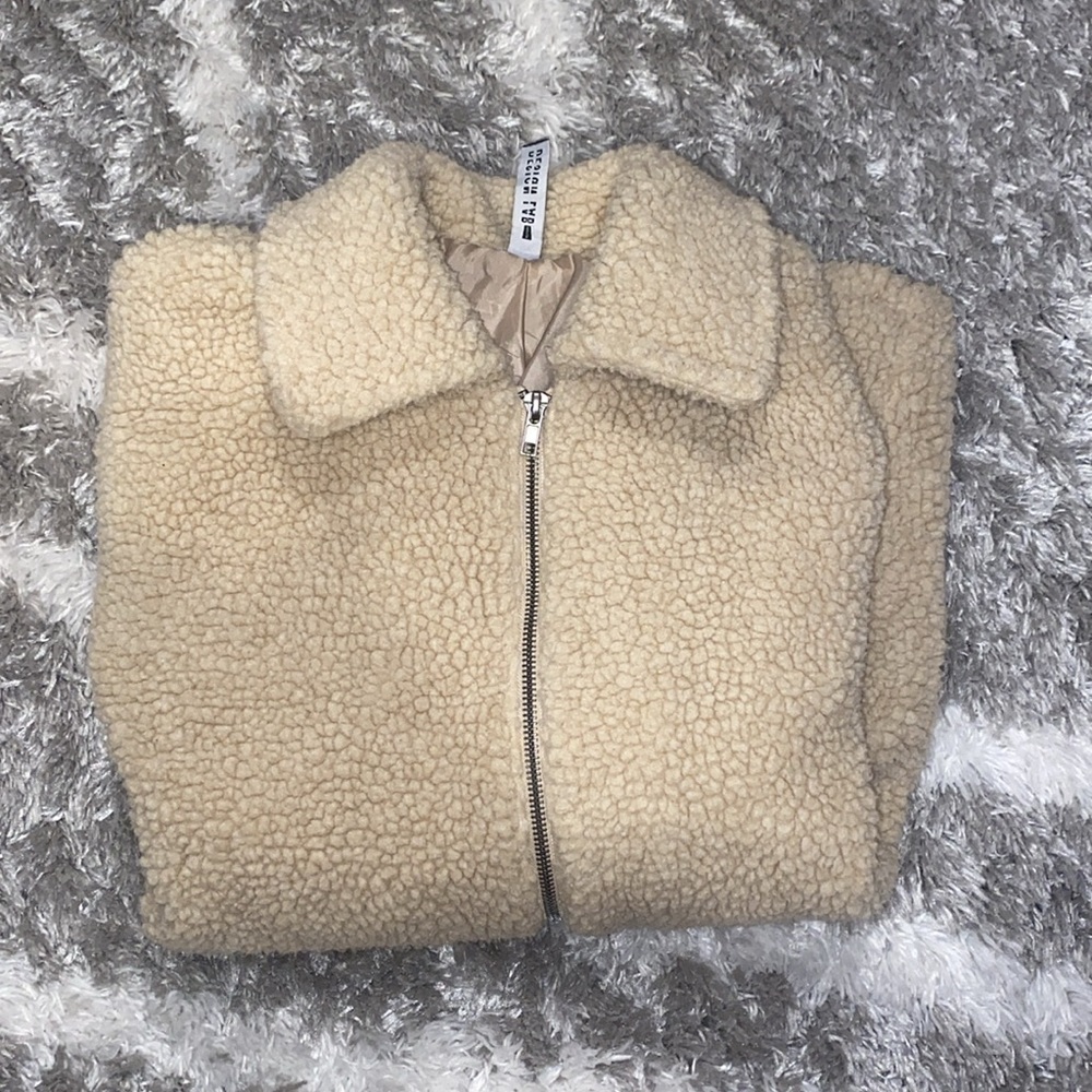 Design Lab Jacket - Picture 3 of 4